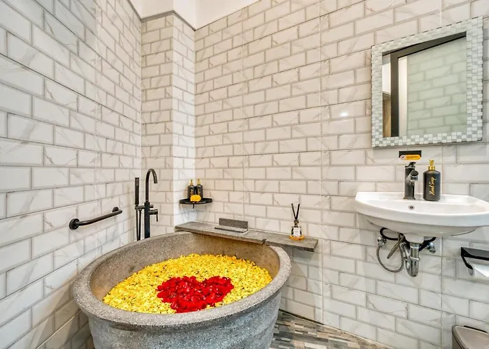 Promo Minimalist 3 Bedroom Pvt Pool In Pererenan 别墅